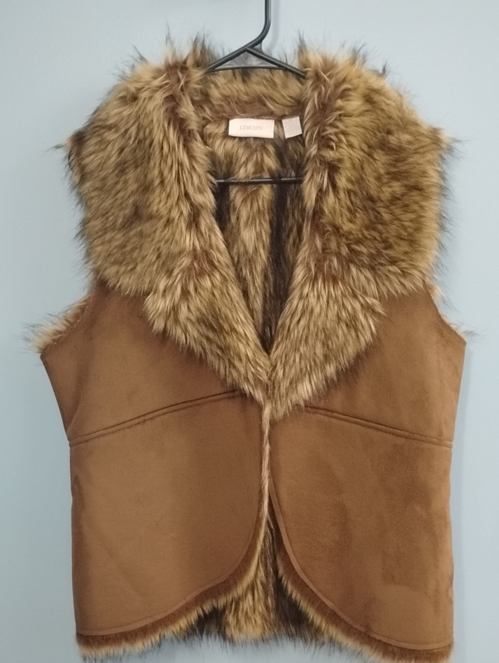 NWOT Chico's Brown Suede Faux Fur Vest Size 2